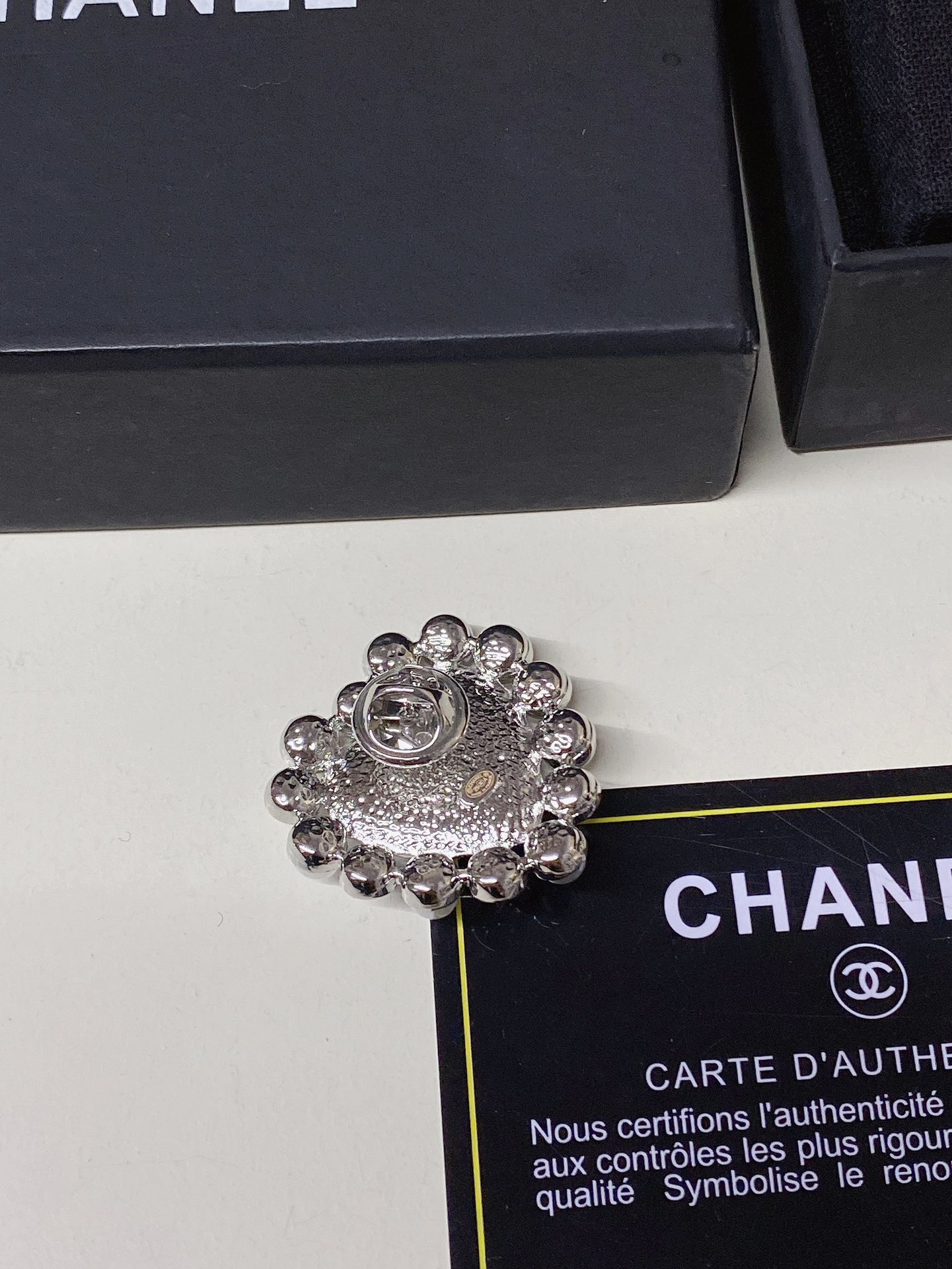 D184 Chanel blue heart brooch