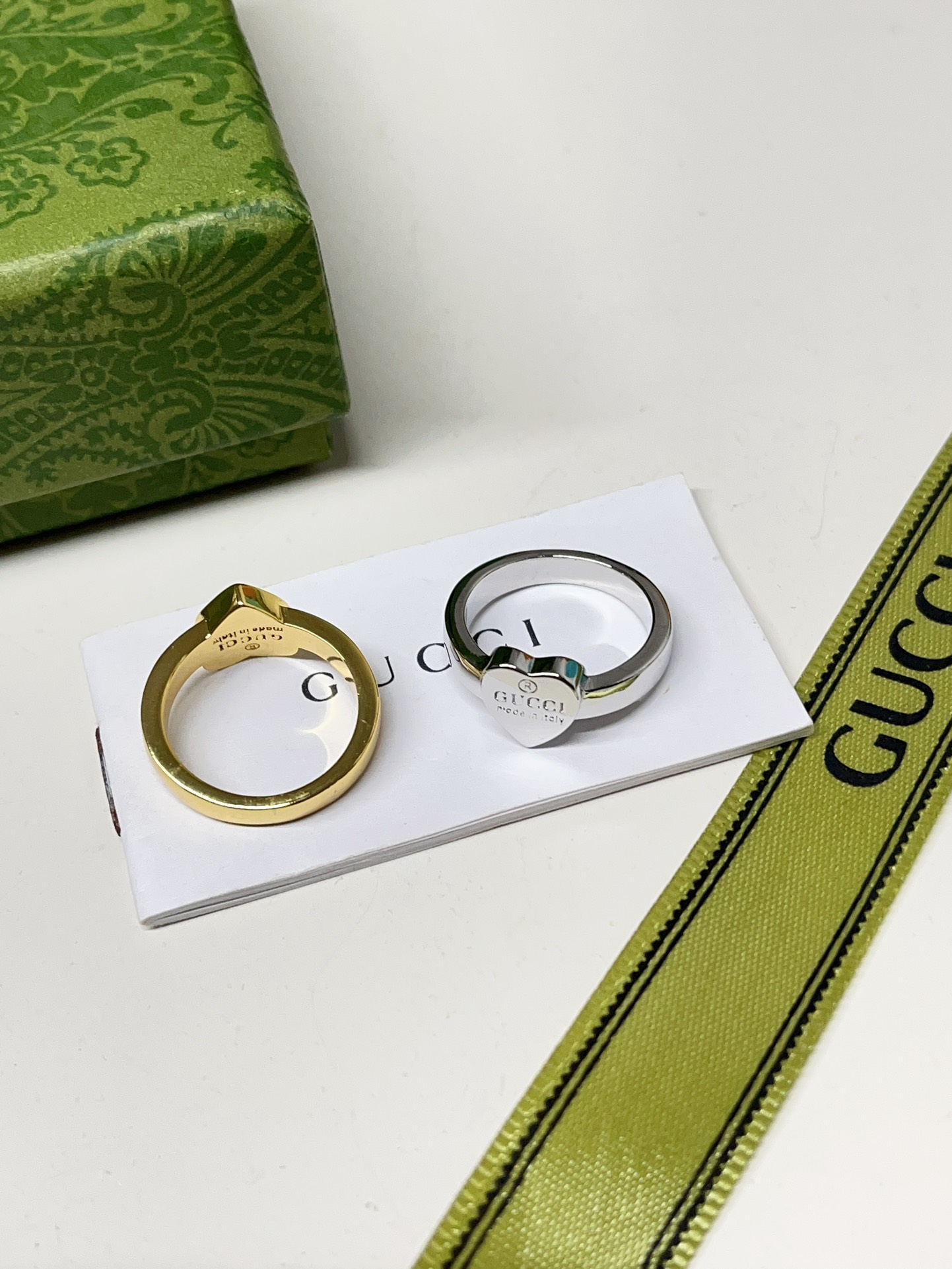 J143 Gucci heart ring