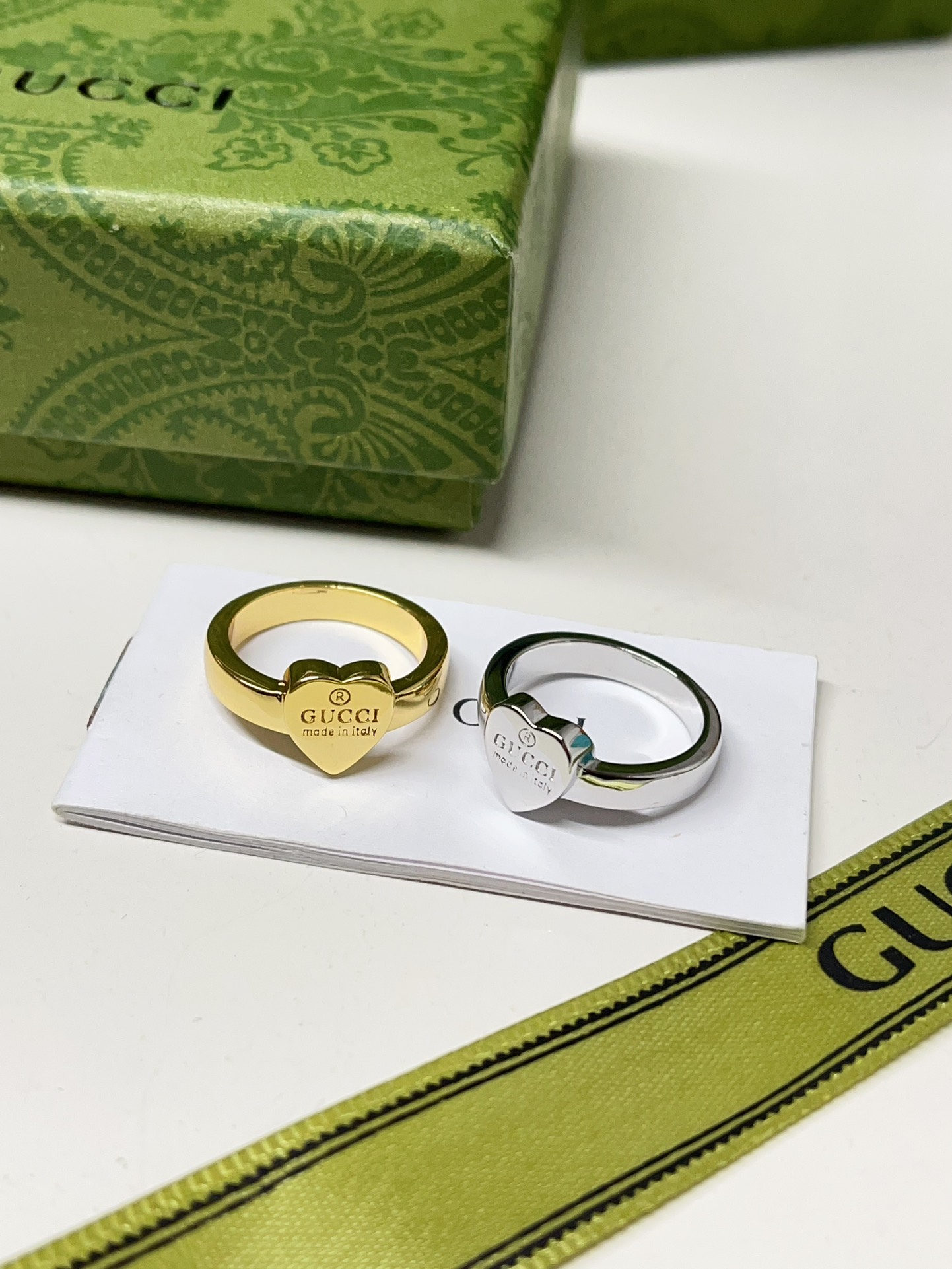 J143 Gucci heart ring