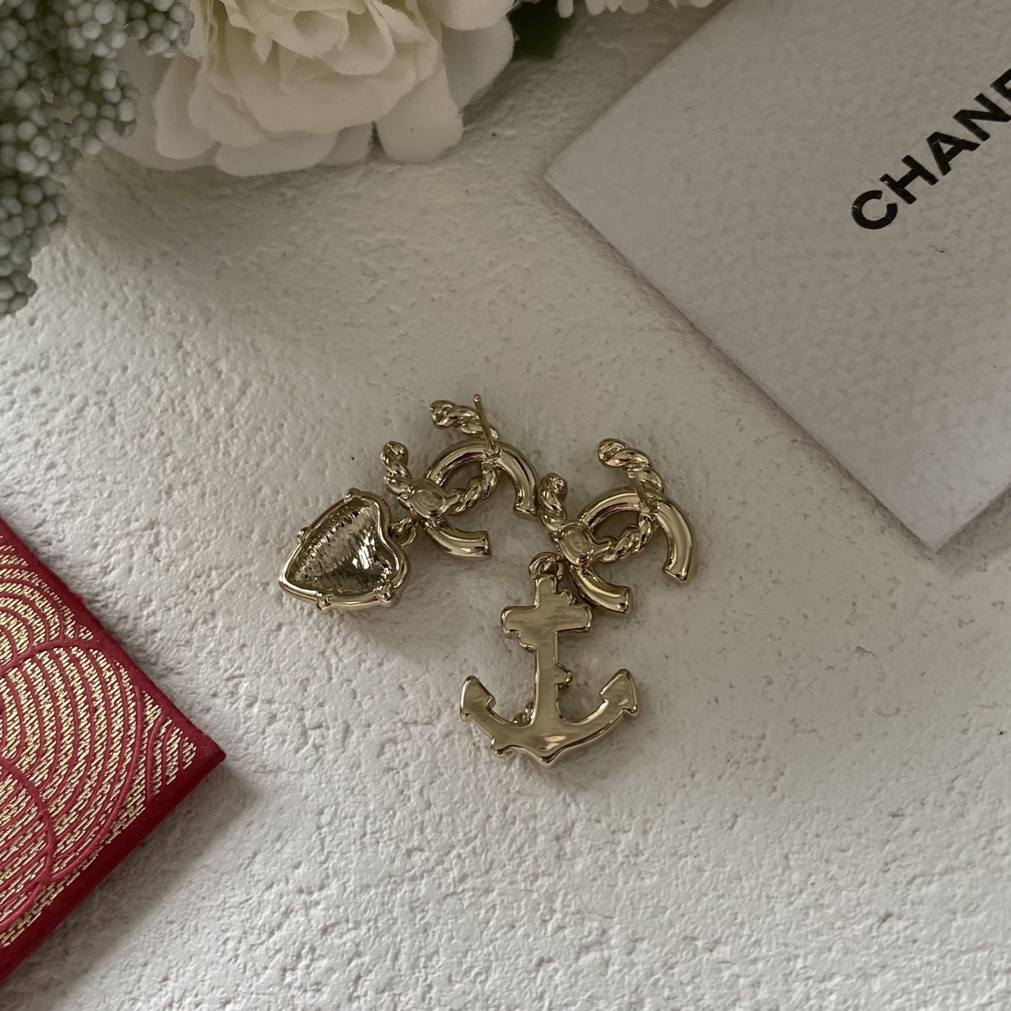 A1410 Chanel earrings