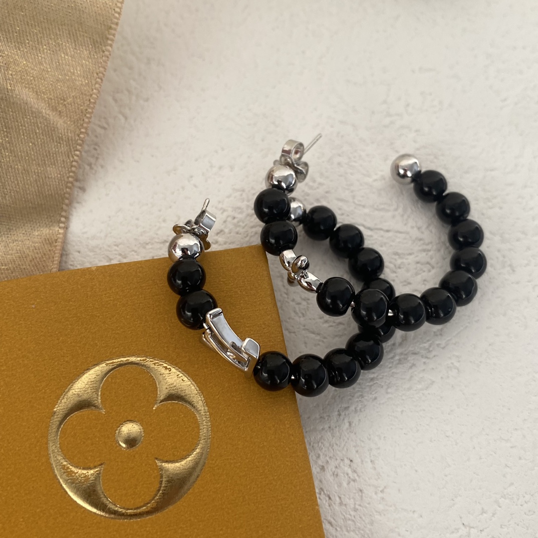 E017 LV colorful hoop earrings